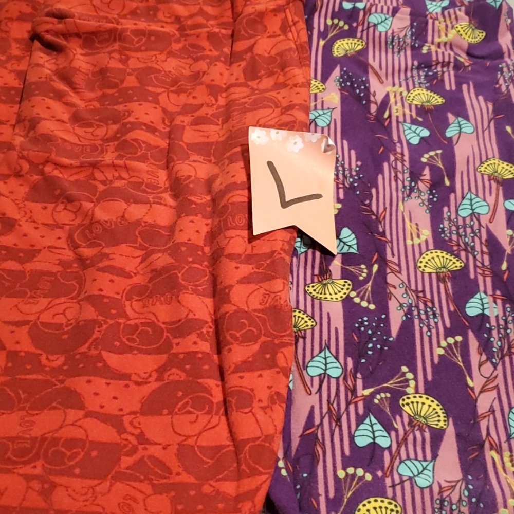 LLR (Lot L) Valentines Love Bears & romantic leav